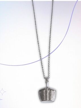 Silver Pendant Necklace